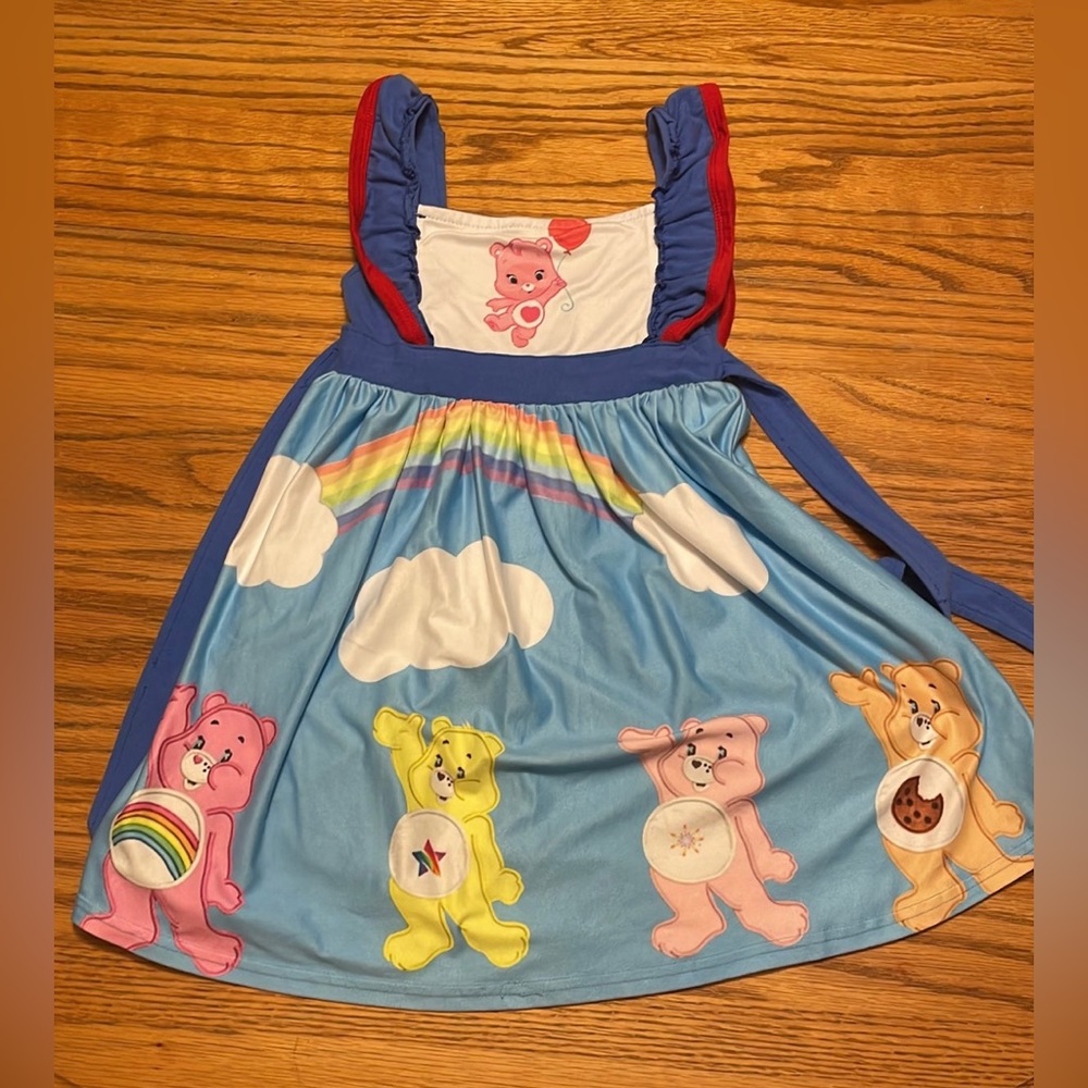Care Bear’s dress